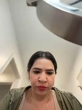 Snapshot of Gringo_XXX_Latina chatting on 03-09-26, 02:15 Gringo XXX Latina online show from 03-09-26, 02:15