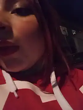 Mia2xsmith online show from 01-13-26, 04:29