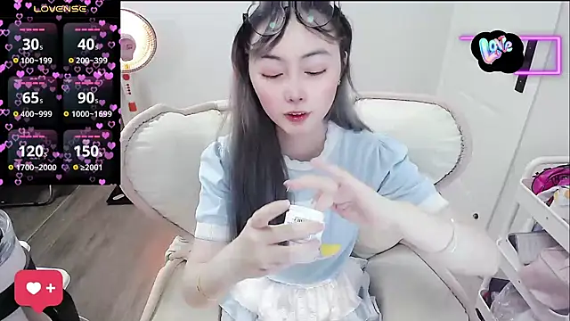 baby-yaya20 online show from 02-08-26, 10:40