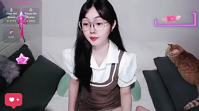 baby-yaya20 online show from 06-15-26, 11:12