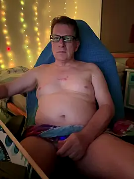 ice717 online show from 11-24-25, 11:21