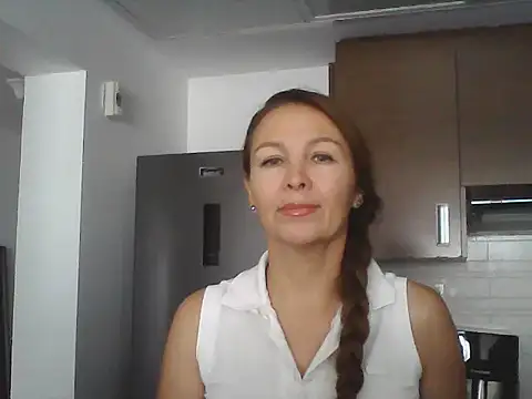 Avelinii online show from 05-20-26, 07:25
