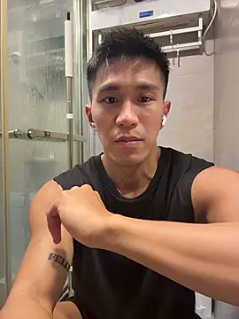 Snapshot of gooodboiii chatting on 10-15-25, 10:48 gooodboiii online show from 10-15-25, 10:48