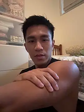 Snapshot of gooodboiii chatting on 10-23-25, 07:40 gooodboiii online show from 10-23-25, 07:40