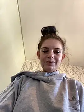 Camwithchlox online show from 11-01-25, 11:56