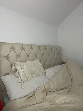 SexySaraxxoo online show from 09-23-25, 08:56