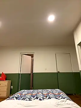 Yunjieusa 66 online show from 09-19-25, 02:46