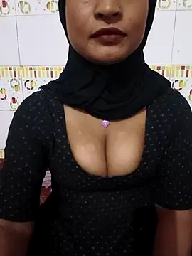 Itz Mayra  online show from 11-25-25, 08:47