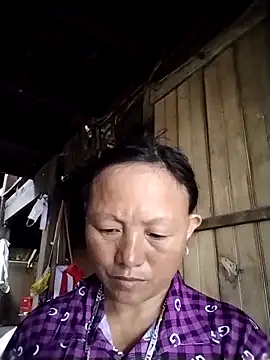 Samdim23 online show from 10-20-25, 04:13