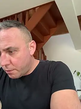 Snapshot of Marronglace1 chatting on 12-19-25, 02:57 Marronglace1 online show from 12-19-25, 02:57