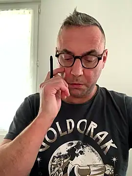 Snapshot of Marronglace1 chatting on 01-15-26, 11:48 Marronglace1 online show from 01-15-26, 11:48