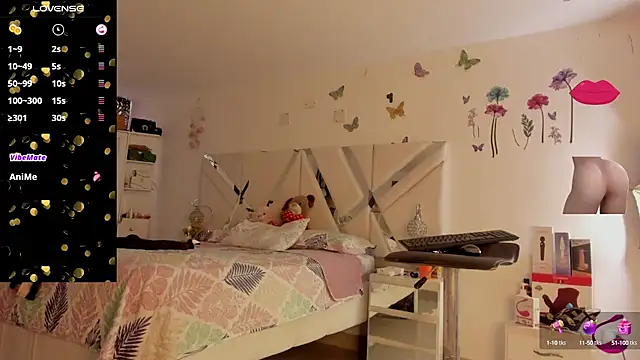 Snapshot of sexyzoe_69 chatting on 03-17-25, 09:34 sexyzoe 69 online show from 03-17-25, 09:34