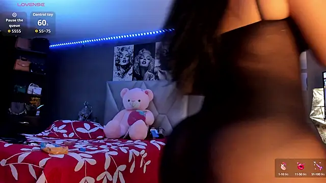 Snapshot of sexyzoe_69 chatting on 09-11-25, 10:10 sexyzoe 69 online show from 09-11-25, 10:10