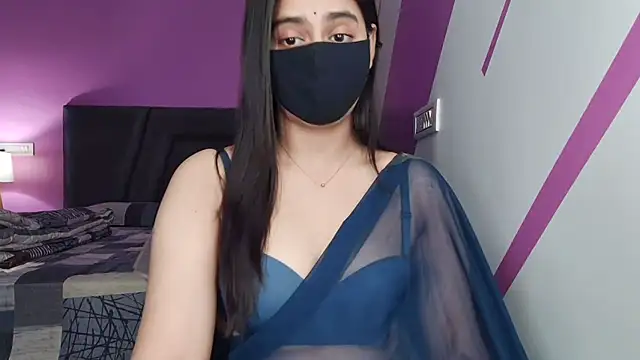 Snapshot of Tanya-mittal chatting on 04-16-26, 07:03 Tanya-mittal online show from 04-16-26, 07:03
