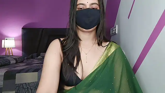 Snapshot of Tanya-mittal chatting on 05-05-26, 03:47 Tanya-mittal online show from 05-05-26, 03:47