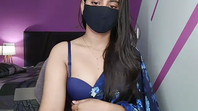 Snapshot of Tanya-mittal chatting on 05-07-26, 02:06 Tanya-mittal online show from 05-07-26, 02:06