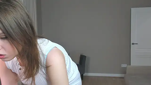 Snapshot of EmelySwickheimer chatting on 09-18-25, 07:16 EmelySwickheimer online show from 09-18-25, 07:16