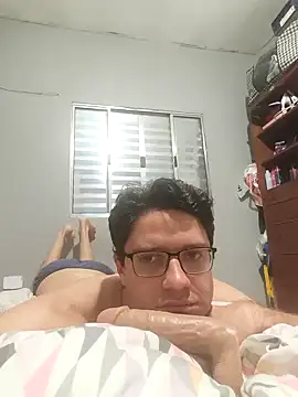 GuiFeet online show from 02-17-26, 05:41