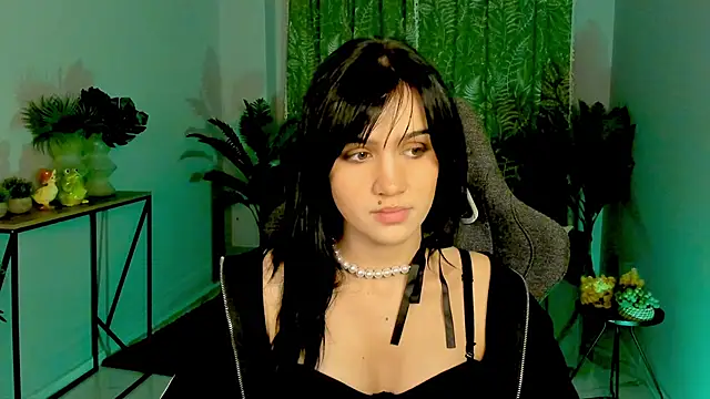 MonicaFarmer online show from 10-23-25, 08:51