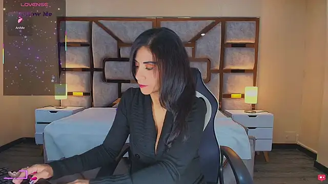 Snapshot of ANABELL_BROWN chatting on 03-21-26, 07:39 ANABELL BROWN online show from 03-21-26, 07:39