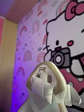 Snapshot of Megaan__More chatting on 02-26-26, 02:43 Megaan More online show from 02-26-26, 02:43