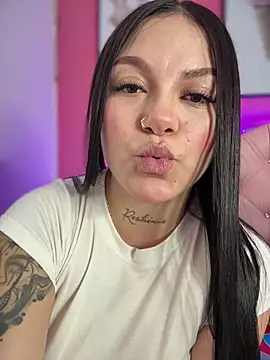 Snapshot of Megaan__More chatting on 03-21-26, 08:19 Megaan More online show from 03-21-26, 08:19