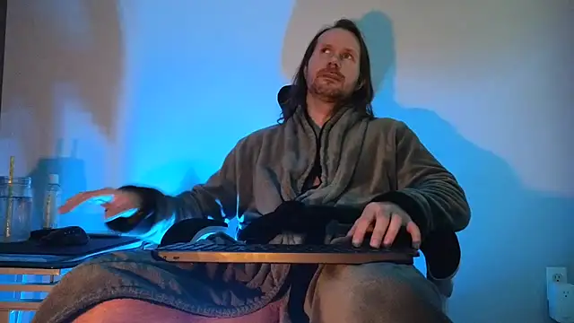 AlbinoAdonis online show from 09-30-25, 09:31