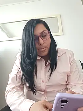 PILAR 11- online show from 09-18-25, 06:10