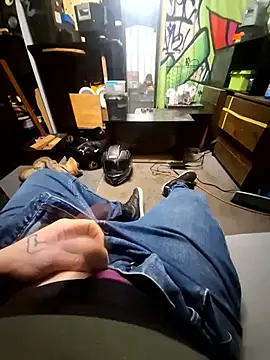 rexcherry69 online show from 10-18-25, 05:57