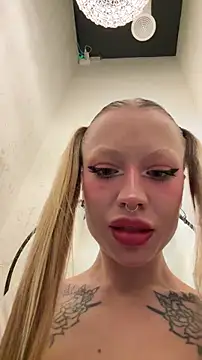 Sugar Pop online show from 09-26-25, 05:28