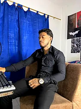 DavideVentura  online show from 09-12-25, 12:05