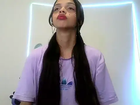 Snapshot of lucy_babyy chatting on 10-06-25, 07:11 lucy babyy online show from 10-06-25, 07:11