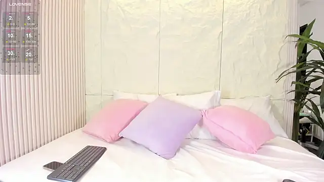 Isabellax21 online show from 11-06-25, 04:13