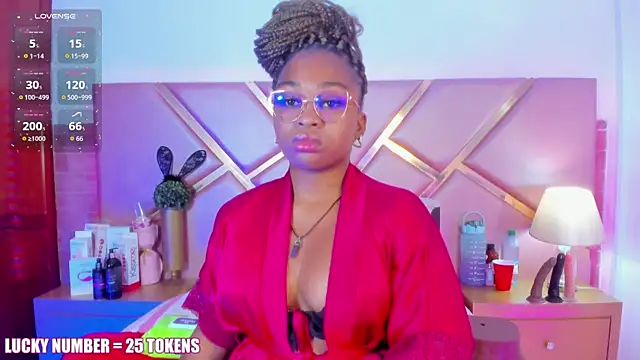 SophieSinclair online show from 03-26-26, 12:44