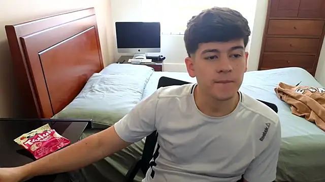 tightncuteass online show from 09-11-25, 02:50