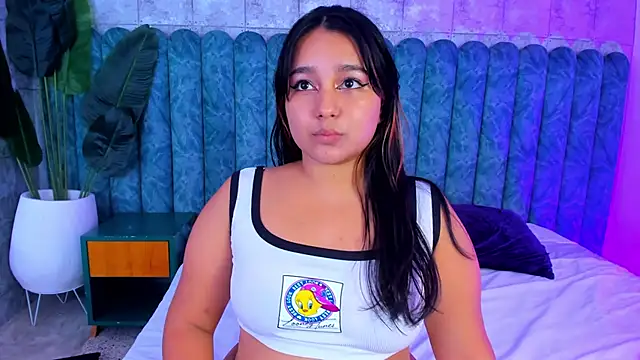 Snapshot of IvannaaVega chatting on 09-23-25, 05:10 IvannaaVega online show from 09-23-25, 05:10