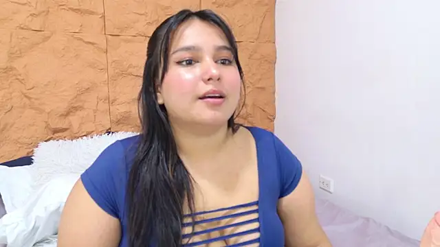 IvannaaVega online show from 05-06-26, 04:30