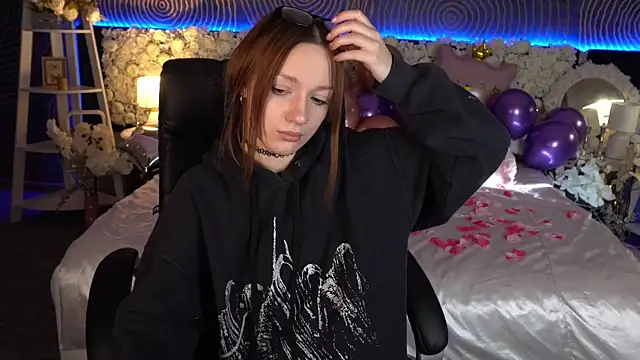 FoxyMayy online show from 02-10-26, 01:48