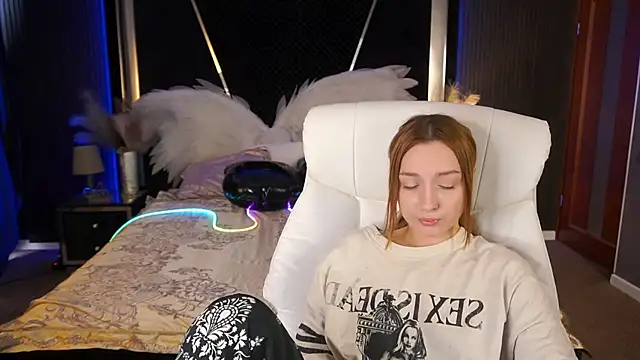 FoxyMayy online show from 06-26-26, 01:15