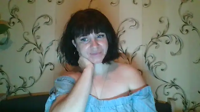 SecretSienna  online show from 10-19-25, 11:38