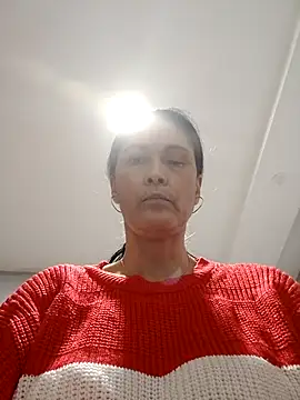 Snapshot of ZARAY_1118 chatting on 04-08-26, 11:48 ZARAY 1118 online show from 04-08-26, 11:48