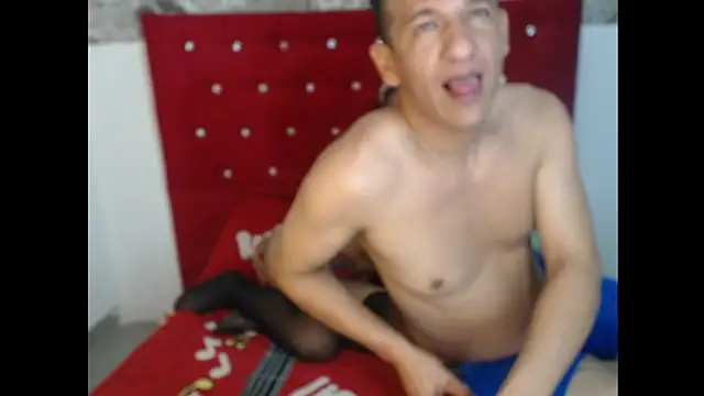 fuck latin couple online show from 06-13-26, 04:49