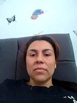 vanessa-titisM online show from 04-30-26, 06:25