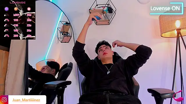 Im Juaniito online show from 10-11-25, 04:12