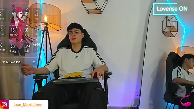 Im Juaniito online show from 11-02-25, 02:58