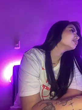 Snapshot of hornykittenn chatting on 09-17-25, 07:10 hornykittenn online show from 09-17-25, 07:10