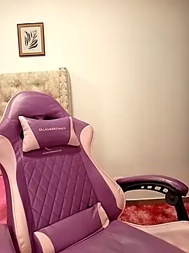 Snapshot of Anabelle_00_ chatting on 10-20-25, 03:18 Anabelle 00 online show from 10-20-25, 03:18