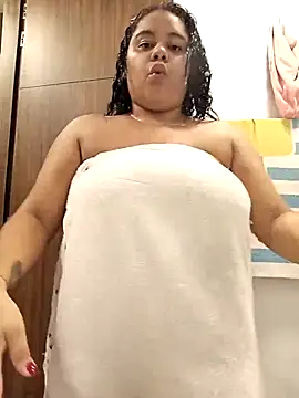 Snapshot of Anabelle_00_ chatting on 10-24-25, 03:14 Anabelle 00 online show from 10-24-25, 03:14