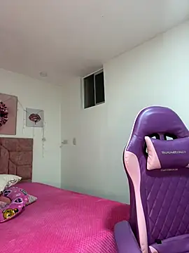 Snapshot of Anabelle_00_ chatting on 03-12-26, 03:12 Anabelle 00 online show from 03-12-26, 03:12