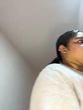 Snapshot of Anabelle_00_ chatting on 03-22-26, 07:06 Anabelle 00 online show from 03-22-26, 07:06